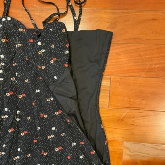 Nasty Gal Strappy Floral Print Midi Dress - NWT Size 6 - Picture 8 of 10